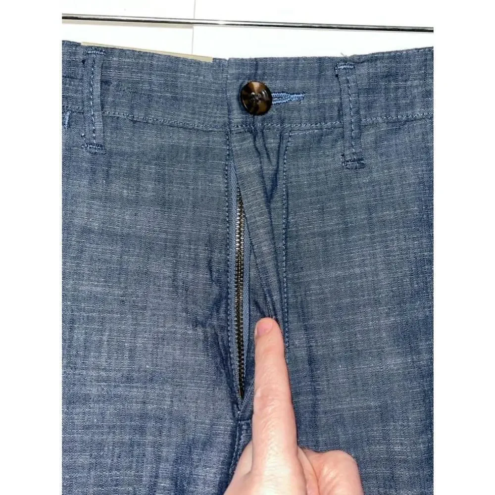 Goodfellow & Co. Chambray Blue Flat-Front Cotton 9” Shorts Men’s Size 28